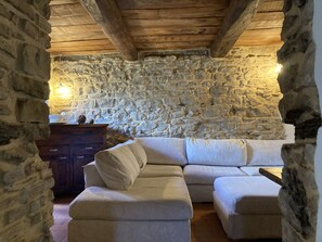 Televisión de pantalla plana, chimenea