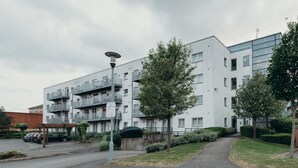 Front of property - Sheffield Modern Apartments (Sheffield)
