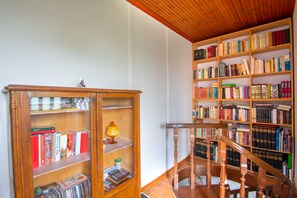 House, 2 Bedrooms | Living area