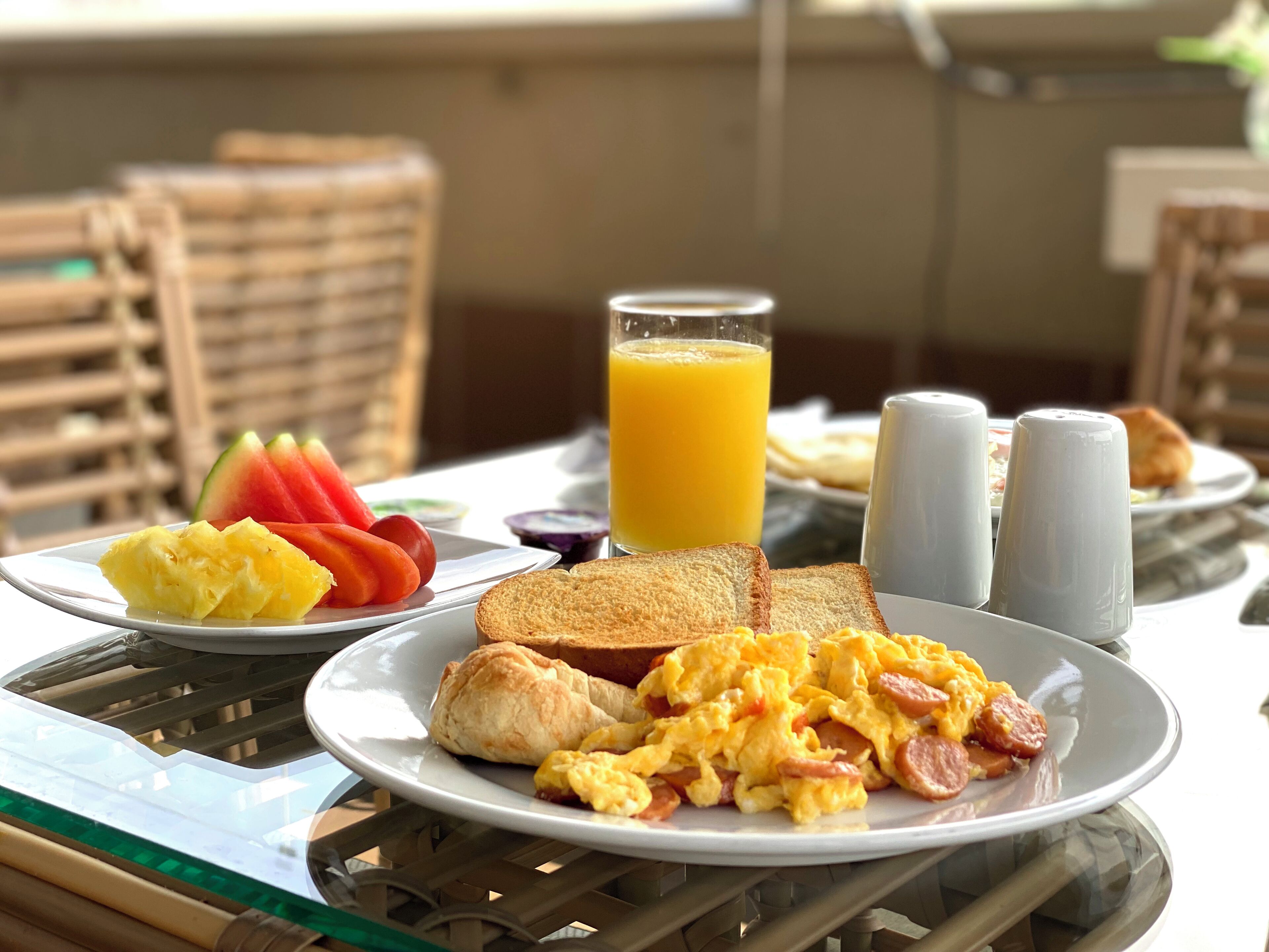 free daily continental breakfast