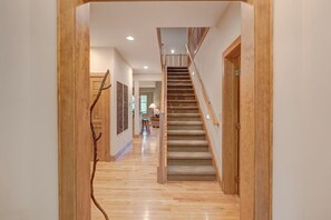 Interior - Makars Rest-Mtn Townhome, Gated Resort, Indoor/Outdoor Pool & Hot Tub, Fireplace (Boone)