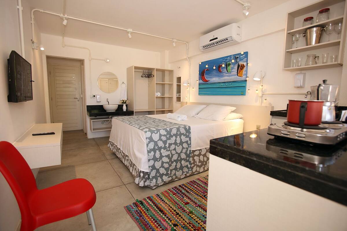 minibar, free wifi, bed sheets