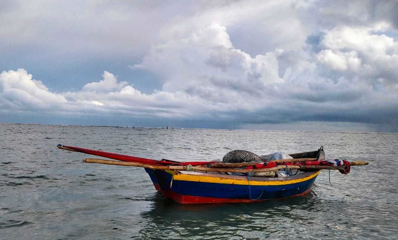 on the beach, white sand, windsurfing, 3 beach bars