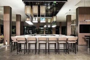 Bar (di hartanah)