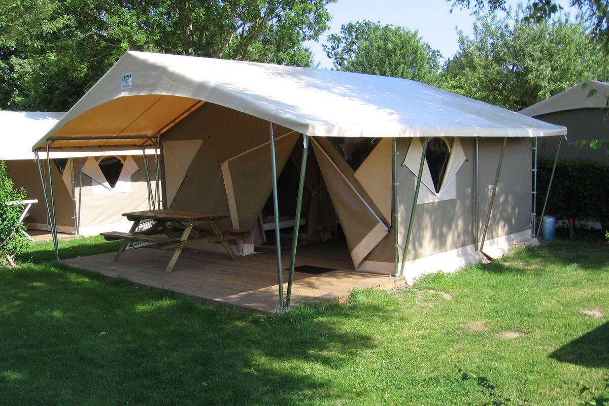 Comfort-Bungalow, Parkblick | Verdunkelungsvorhänge, Bügeleisen/Bügelbrett, kostenlose Babybetten