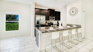 Apartment, 5 Schlafzimmer | Eigene Küche | Kühlschrank, Mikrowelle, Ofen, Herdplatte