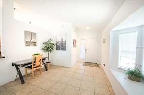 Maison, 4 chambres | Intérieur