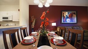 Condo, 3 Bedrooms | In-room dining - Sun Lake - 3126b Sunlake By Fairytale VR (Kissimmee)