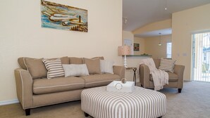 House, 3 Bedrooms | Living area - Town Center Reserve - 203 Reserve By Fairytale VR (Davenport)