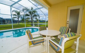 Maison, 3 chambres | Piscine couverte