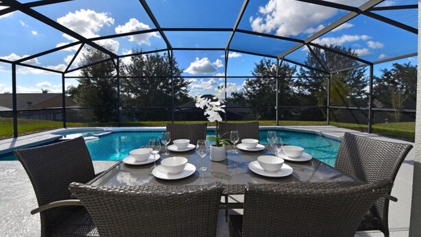 House, 5 Bedrooms | Indoor pool - Legacy Park - 409 Coventry By Fairytale VR (Davenport)