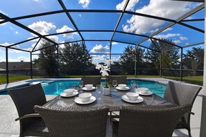 House, 5 Bedrooms | Indoor pool | Outdoor pool - Legacy Park - 409 Coventry By Fairytale VR (Davenport)
