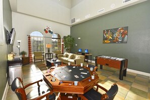 Condo, 2 Bedrooms | Living area