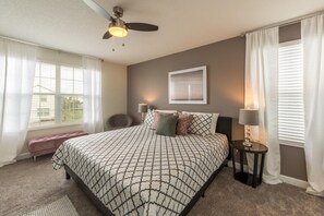 Condo, 6 Bedrooms