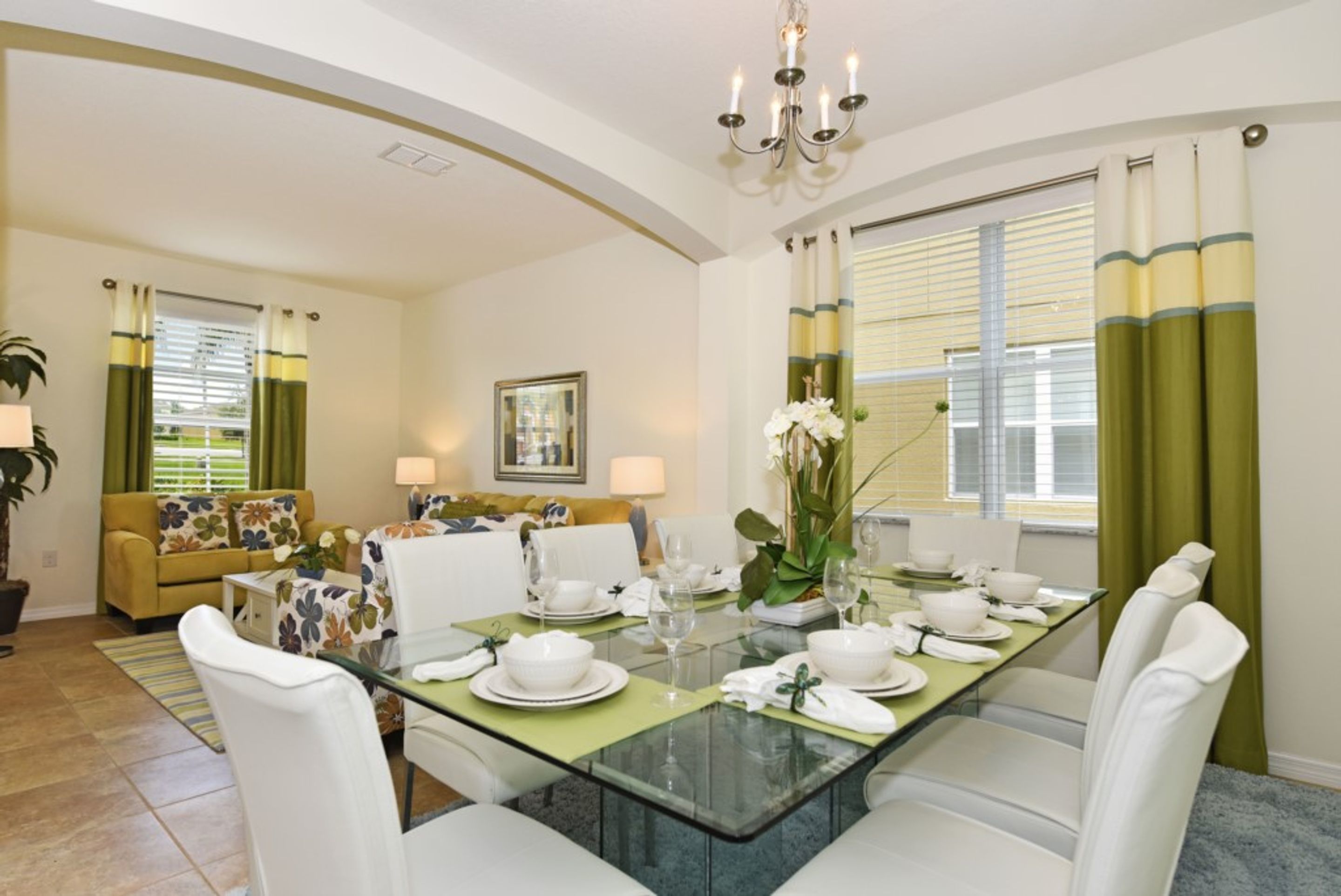 House, 6 Bedrooms | In-room dining