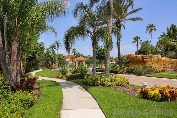 Townhome, 3 Bedrooms | Property grounds