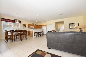 House, 5 Bedrooms | Private kitchen | Fridge, microwave, stovetop, dishwasher - Watersong Resort - 163 Tigerlily By Fairytale VR (Davenport)