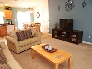 House, 4 Bedrooms | Living area - Sandy Ridge - 1062 Royal By Fairytale VR (Davenport)