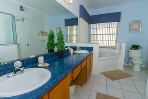 Bathroom - Villa Starlake by Fairytale VR (Kissimmee)