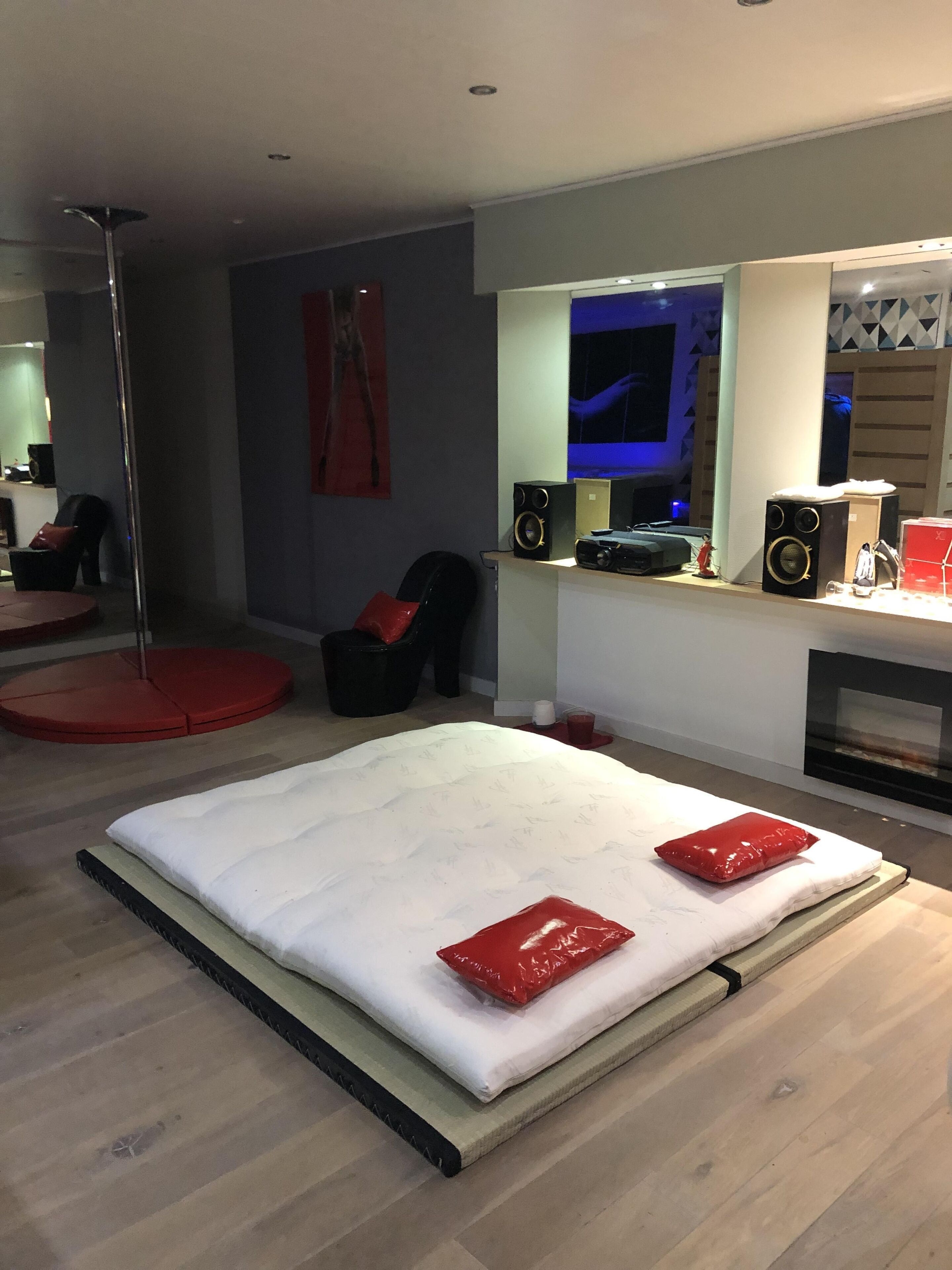 المنشأة من الداخل