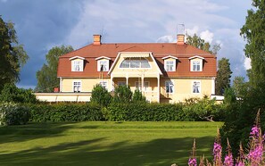 واجهة المنشأة