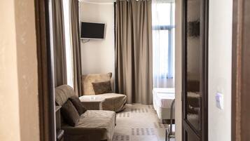 Familienstudio | Wohnbereich | Smart-TV