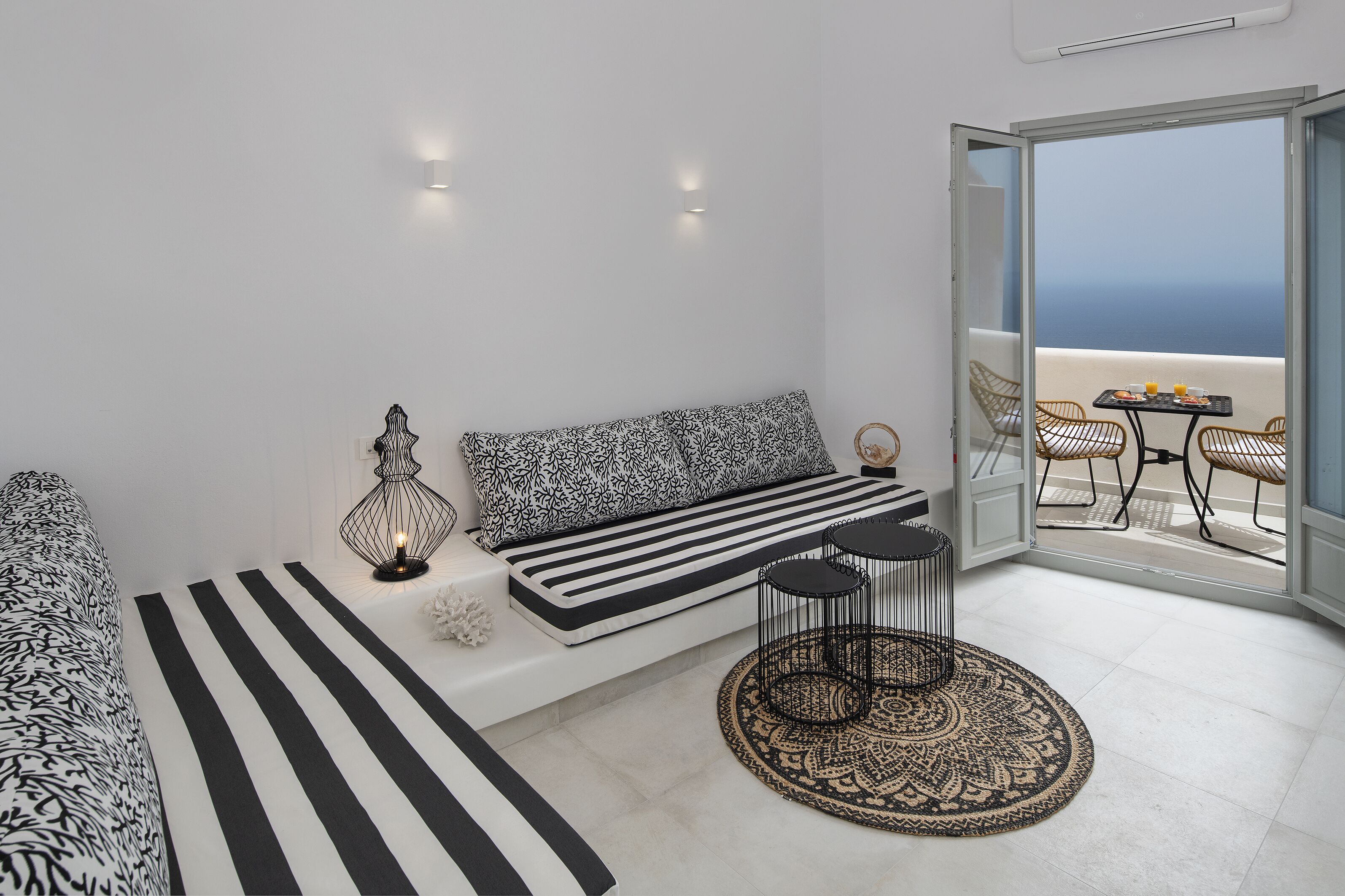 Photo - Seven Suites