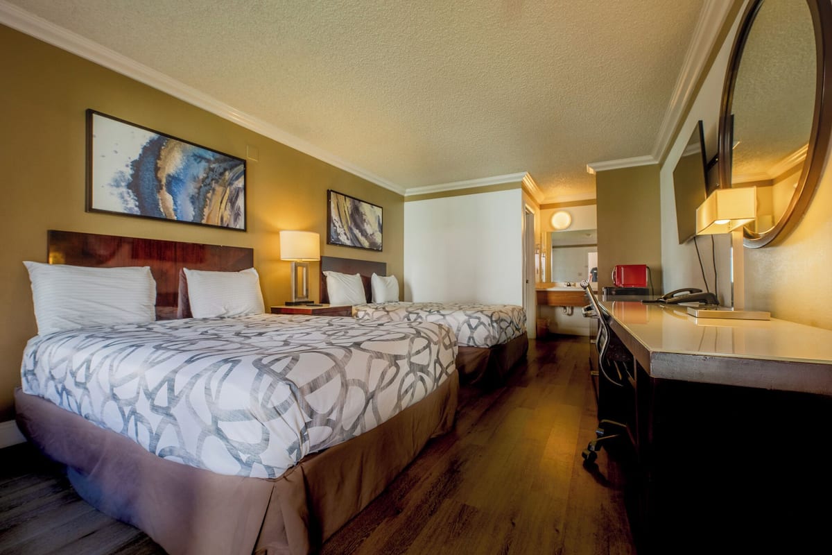 Standard Double Room, 2 Queen Beds, Courtyard View | Desk, laptop workspace, soundproofing, WiFi (free)