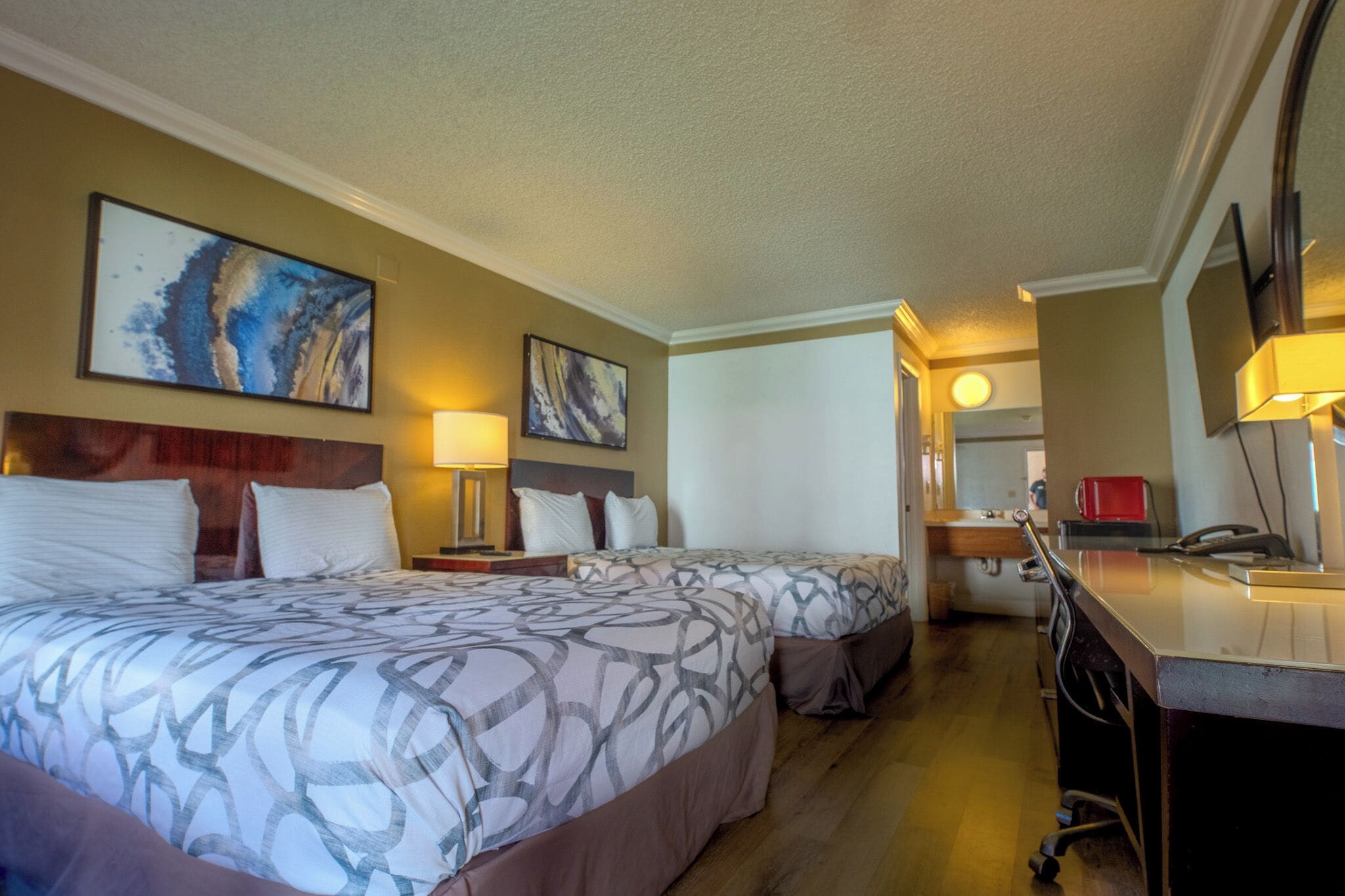 Photo - National 9 Inn