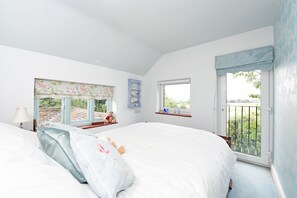 3 dormitoris, caixa forta a l'habitació i habitacions insonoritzades 