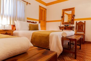 Ropa de cama de alta calidad, cubrecamas y escritorio 