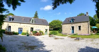 House with 6 beds with a plot of about 1 hectare and a heated pool