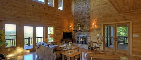 TV, fireplace, DVD player