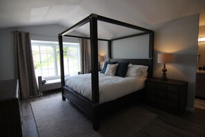 3 chambres, fer et planche à repasser, Wi-Fi gratuit, draps fournis