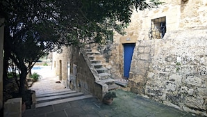 Exterior detail - Dar Ix-Xemx (Nadur)