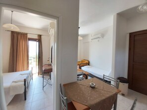 Apartment, Sea View (6) | 1 bedroom, premium bedding, individually decorated