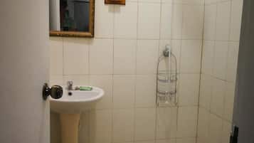 Premier Apartment, Bay View | Bathroom | Shower, designer toiletries, towels, soap