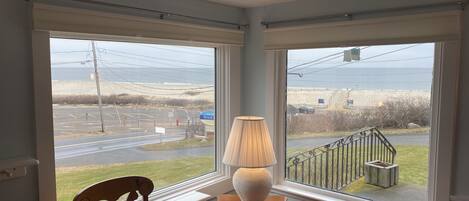デラックス コテージ 2 ベッドルーム 禁煙 オーシャンビュー (Sunrise Cottage) | ビーチ / オーシャン ビュー