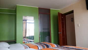 Family Room, Private Bathroom | Premium bedding, blackout drapes, soundproofing, free WiFi