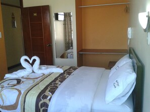 Literie de qualité supérieure, rideaux occultants, chambres insonorisées