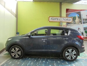 Free self-parking - Hotel Norsi (Chilca)