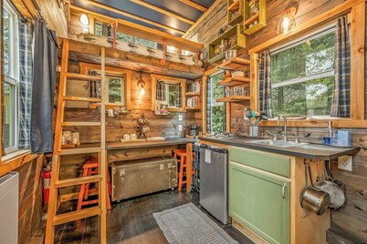 Fun Lofted Waterfront Home w/ Sauna and BBQ