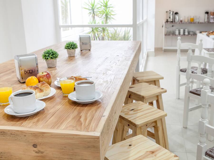 Dagelijks ontbijtbuffet inbegrepen