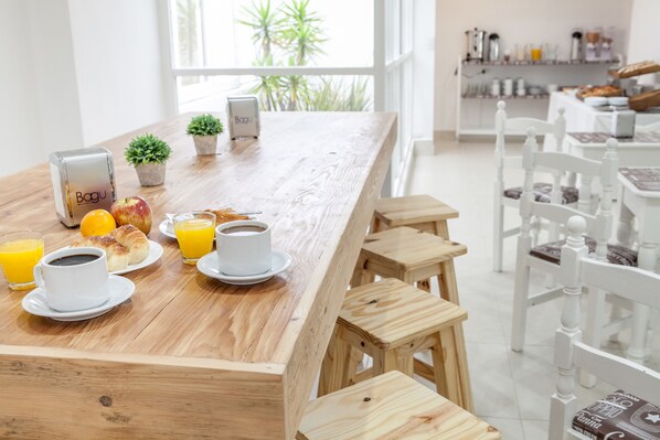 Desayuno buffet incluido todos los días