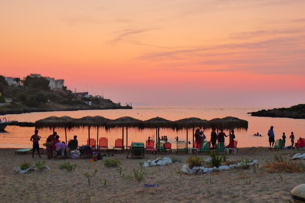 Beach nearby, sun-loungers