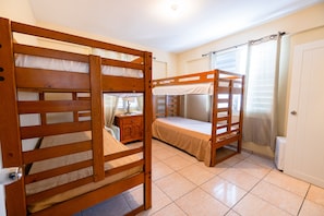 Familienhaus, 6 Schlafzimmer | Schreibtisch, kostenloses WLAN, Bettwäsche