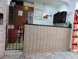 Reception - Hotel Ayacucho Real (Medellín)