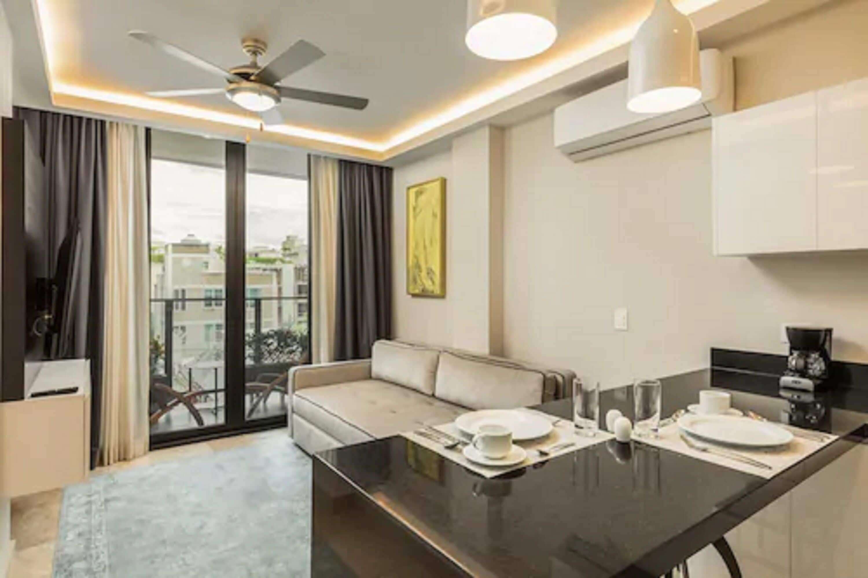 one bedroom double suite | private kitchenette | paper towels