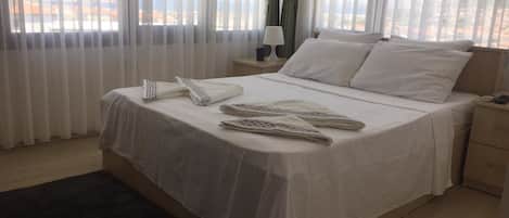 9 bedrooms, free WiFi