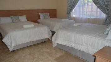 4 chambres, fer et planche Ă  repasser, Wi-Fi gratuit, draps fournis